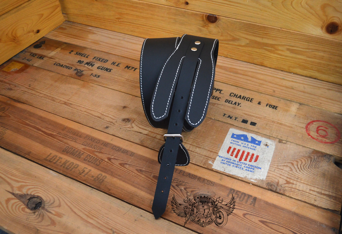 Basic Black Leather Guitar Strap v2.0-ByBodzi