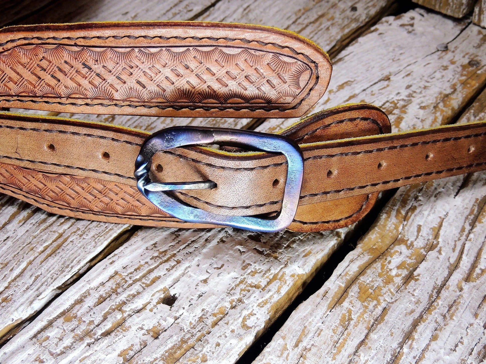 Floral Sheridan Leather Guitar Strap-ByBodzi-ByBodzi