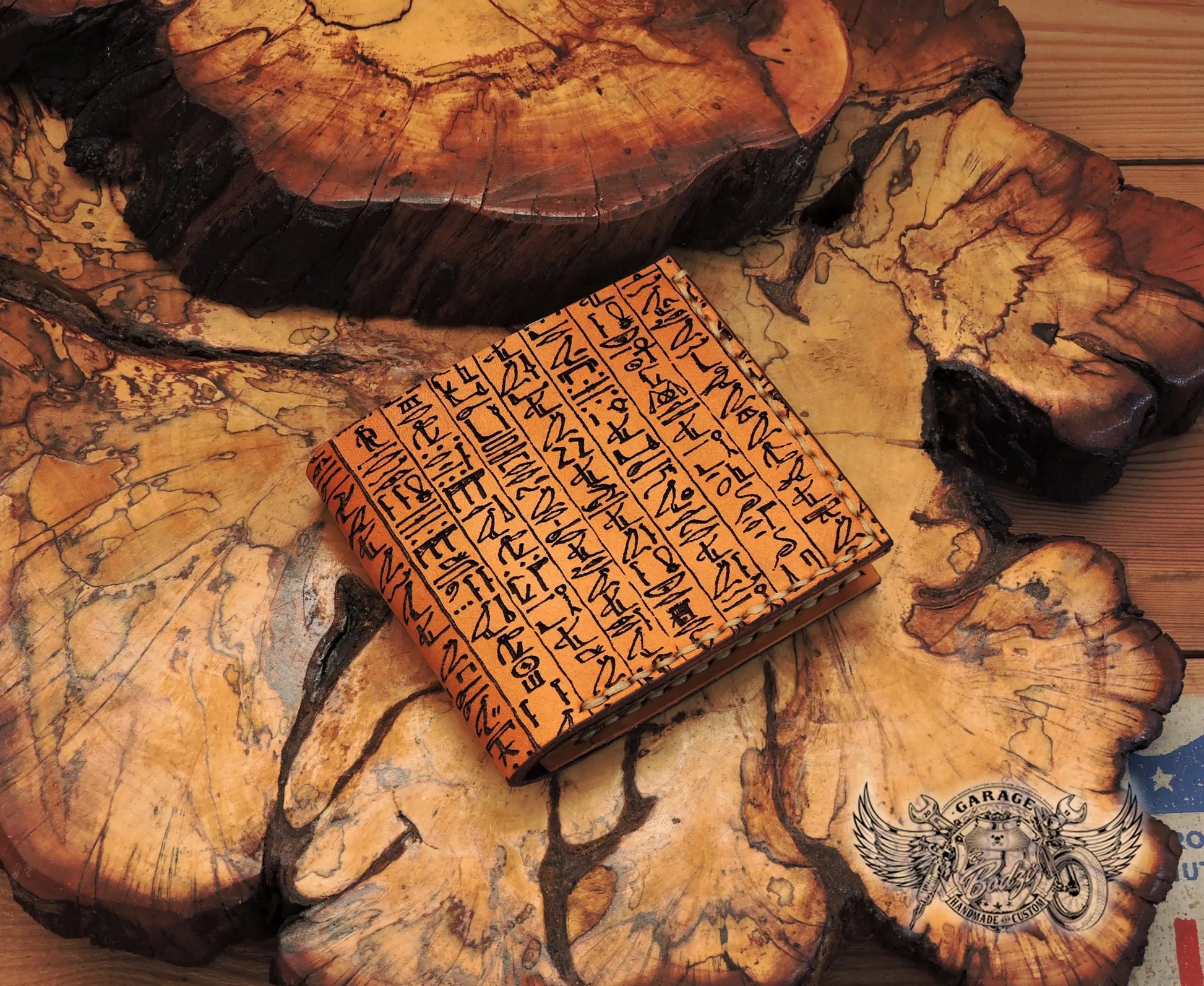 Hieroglyphics Engraved Leather Wallet v0.5-ByBodzi