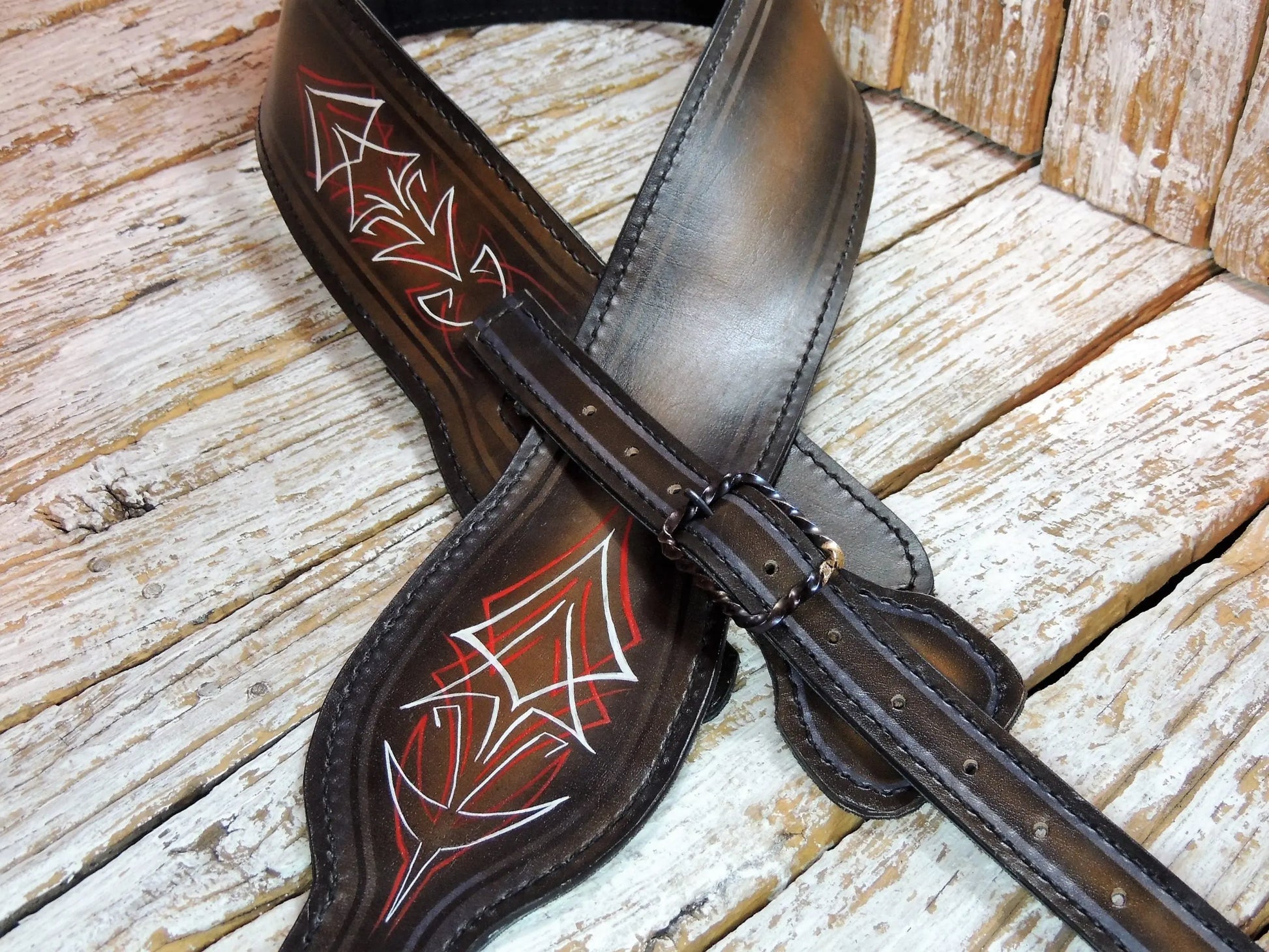 Leather Guitar Strap With Pinstriping-ByBodzi-ByBodzi