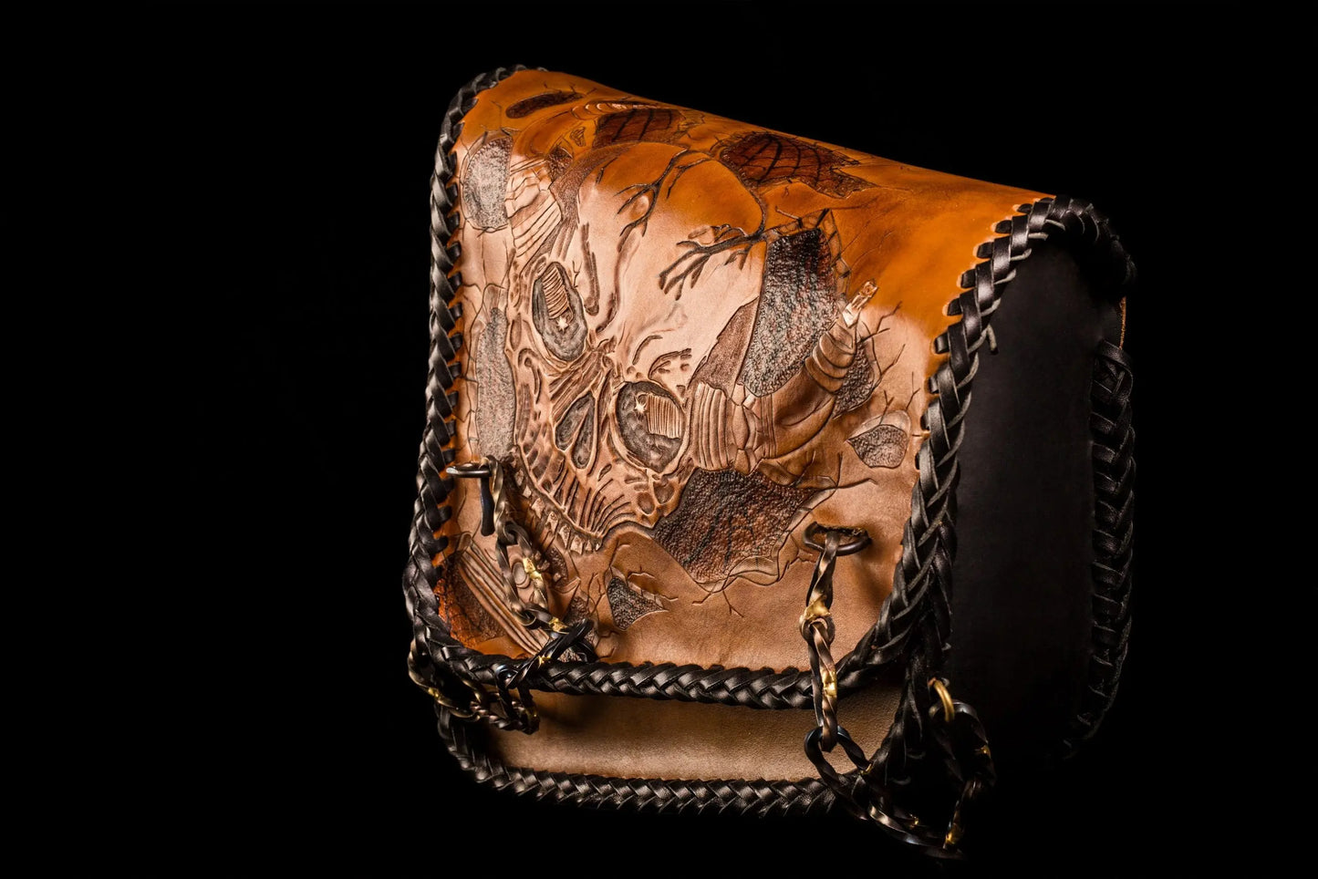 Skull & Piston Leather Bobber Set-ByBodzi-ByBodzi