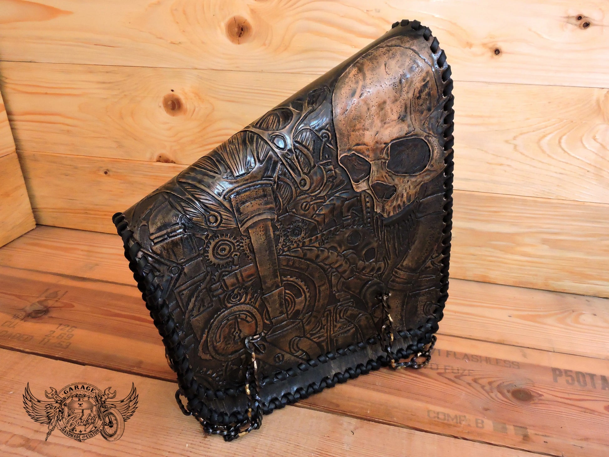 Steampunk Skull Carved Leather Swingarm Bag-ByBodzi-ByBodzi
