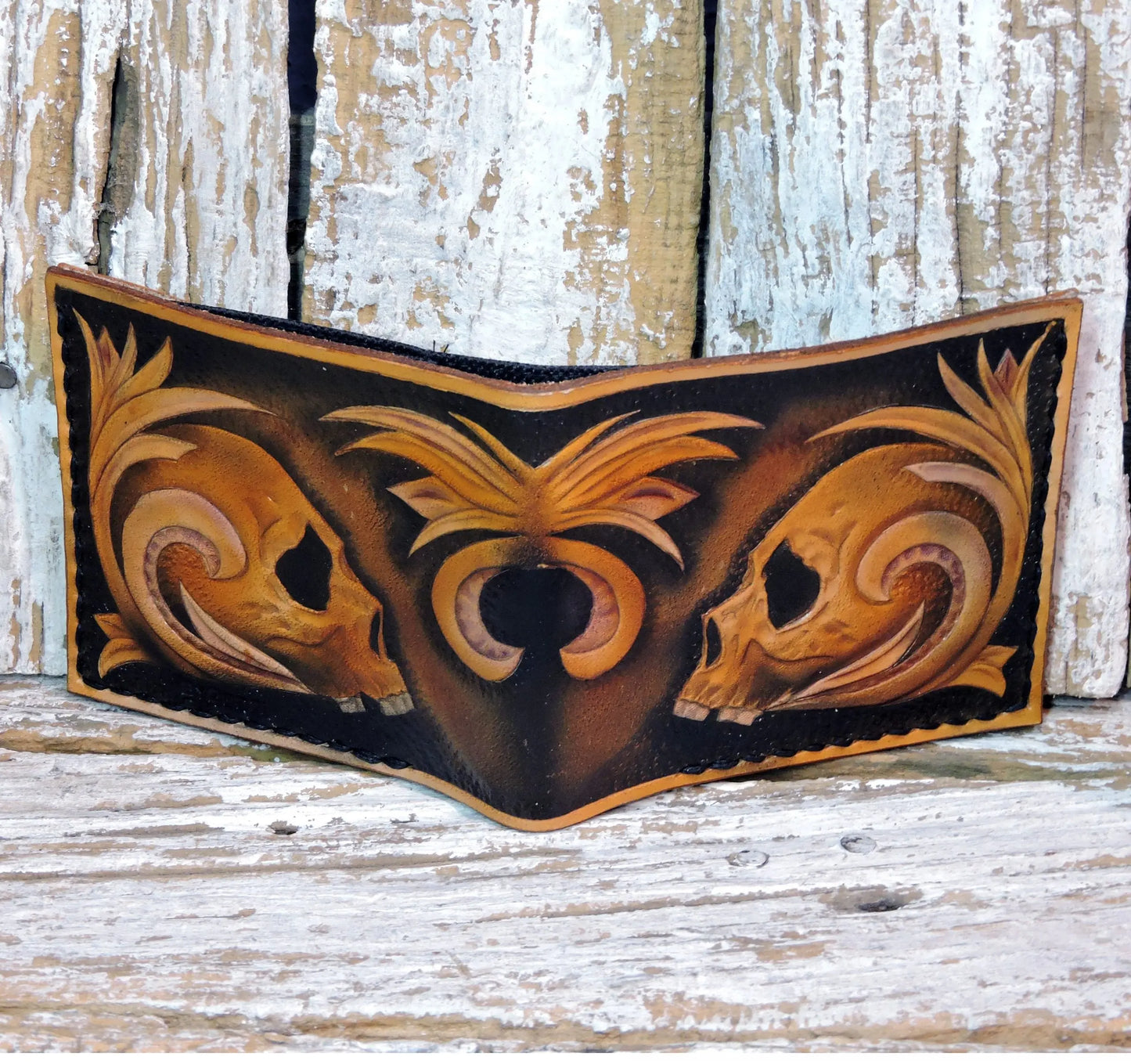 Tooled Men's Leather Wallet "M"-ByBodzi-ByBodzi