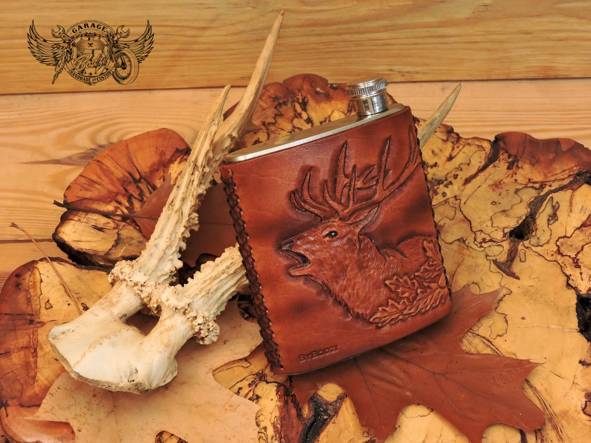 Deer & Hunting Horn Leather Bound Flask-ByBodzi